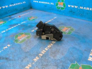 Used Door lock mechanism 2-door, right Ford Fiesta 6 (JA8) 1.0 Ti-VCT 12V 65 Price € 52,50 Margin scheme offered by Maresia Auto Recycling B.V.