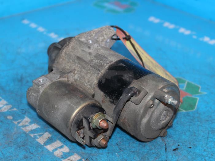 Gebrauchte Anlasser Hyundai Santa Fe I 2.4 16V 4x4 Preis € 26,25 Margenregelung angeboten von Maresia Auto Recycling B.V.