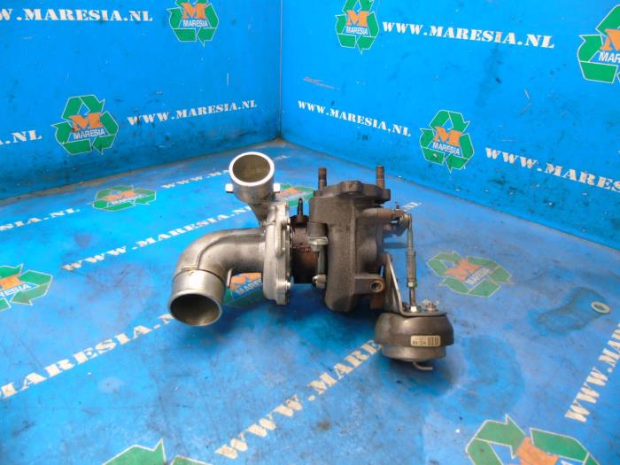 Używane Turbo Toyota Verso Cena € 157,50 Procedura marży oferowane przez Maresia Auto Recycling B.V.