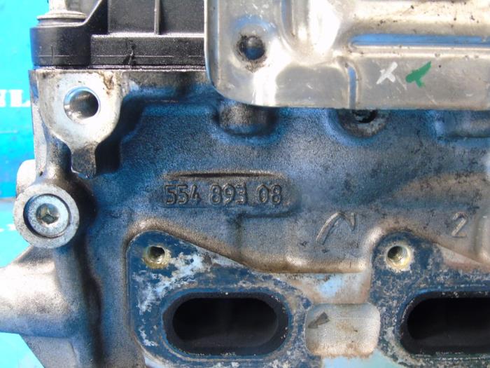 Cylinder head from a Opel Meriva  2014
