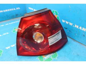 Used Taillight, right Volkswagen Golf V (1K1) 1.9 TDI Price € 31,50 Margin scheme offered by Maresia Auto Recycling B.V.