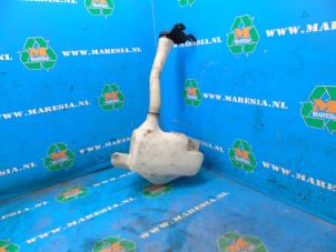 Used Front windscreen washer reservoir Citroen Jumpy (G9) 2.0 HDiF 16V 125 Price € 47,25 Margin scheme offered by Maresia Auto Recycling B.V.