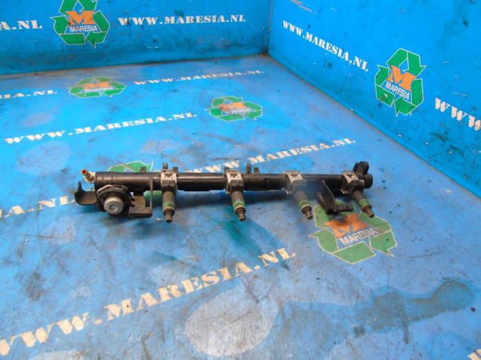 Usagé Système d'injection Ford Focus 3 Wagon 1.6 Ti-VCT 16V 125 Prix € 105,00 Règlement à la marge proposé par Maresia Auto Recycling B.V.