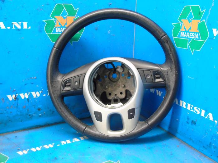 Kia Venga Steering wheels stock