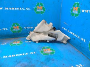 Used Front windscreen washer reservoir Audi TT (8N3) 1.8 20V Turbo Price € 42,00 Margin scheme offered by Maresia Auto Recycling B.V.