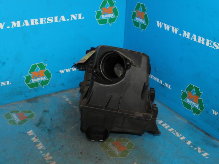 Begagnade Luftfilterhus Volkswagen Golf IV (1J1) 1.9 TDI 100 Pris € 15,75 Marginaltabell erbjuds av Maresia Auto Recycling B.V.