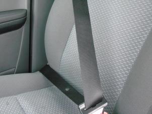 Usados Cinturón de seguridad derecha delante Ford Focus C-Max 1.6 TDCi 16V Precio € 73,50 Norma de margen ofrecido por Maresia Auto Recycling B.V.