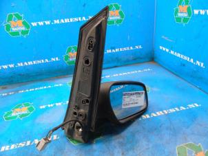 Used Wing mirror, right Ford Focus C-Max 1.6 TDCi 16V Price € 42,00 Margin scheme offered by Maresia Auto Recycling B.V.