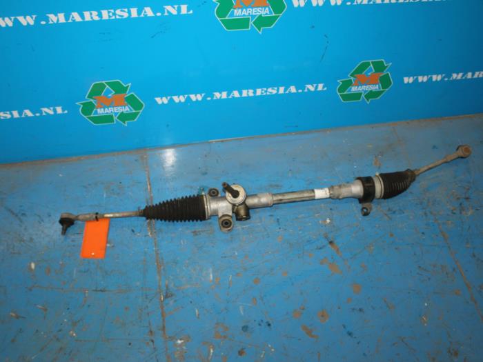 Begagnade Styrbox Daihatsu Cuore (L251/271/276) 1.0 12V DVVT Pris € 105,00 Marginaltabell erbjuds av Maresia Auto Recycling B.V.