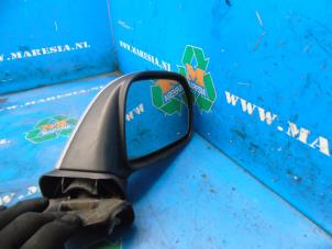 Used Wing mirror, right Opel Agila (A) 1.2 16V Twin Port Price € 26,25 Margin scheme offered by Maresia Auto Recycling B.V.
