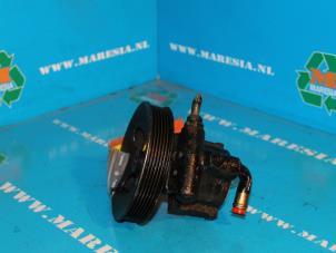 Used Power steering pump Opel Astra F (53/54/58/59) 1.6i 16V Price € 21,00 Margin scheme offered by Maresia Auto Recycling B.V.