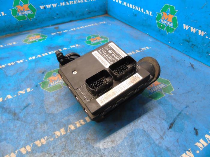 Begagnade Luftflödesmätare Mercedes A (W168) 1.6 A-160 Pris € 94,50 Marginaltabell erbjuds av Maresia Auto Recycling B.V.