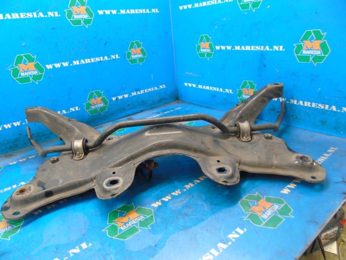 Used Subframe Fiat 500 (312) 0.9 TwinAir 85 Price € 73,50 Margin scheme offered by Maresia Auto Recycling B.V.