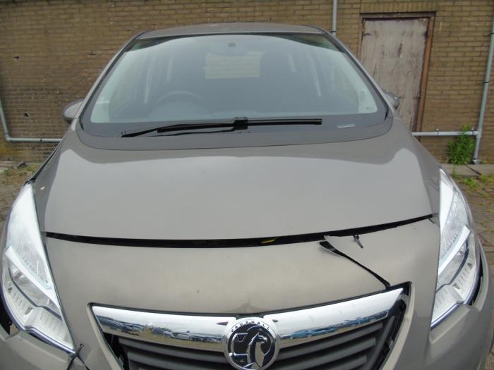 Bonnet from a Opel Meriva 1.4 16V Ecotec 2011