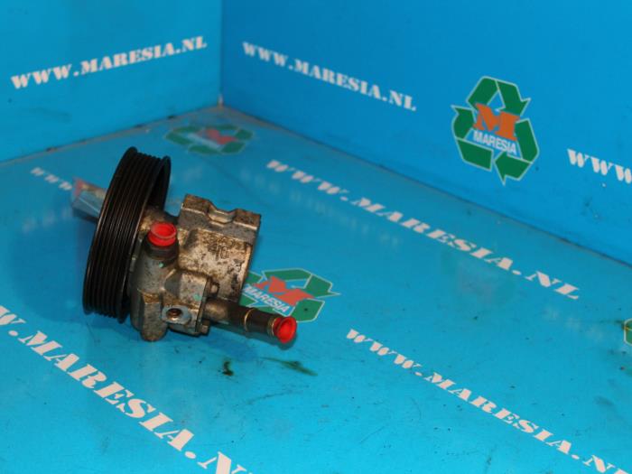 Usagé Pompe de direction Chevrolet Tacuma 1.6 16V Prix € 42,00 Règlement à la marge proposé par Maresia Auto Recycling B.V.