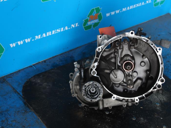 Gebrauchte Getriebe Skoda Fabia (6Y2) 1.4i Preis € 131,25 Margenregelung angeboten von Maresia Auto Recycling B.V.