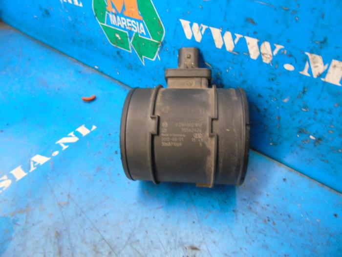 Begagnade Luftflödesmätare Opel Astra J (PC6/PD6/PE6/PF6) Pris € 52,50 Marginaltabell erbjuds av Maresia Auto Recycling B.V.
