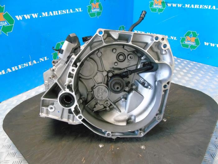 Gebrauchte Getriebe Dacia Sandero III 1.0 TCe 90 12V Preis € 997,50 Margenregelung angeboten von Maresia Auto Recycling B.V.