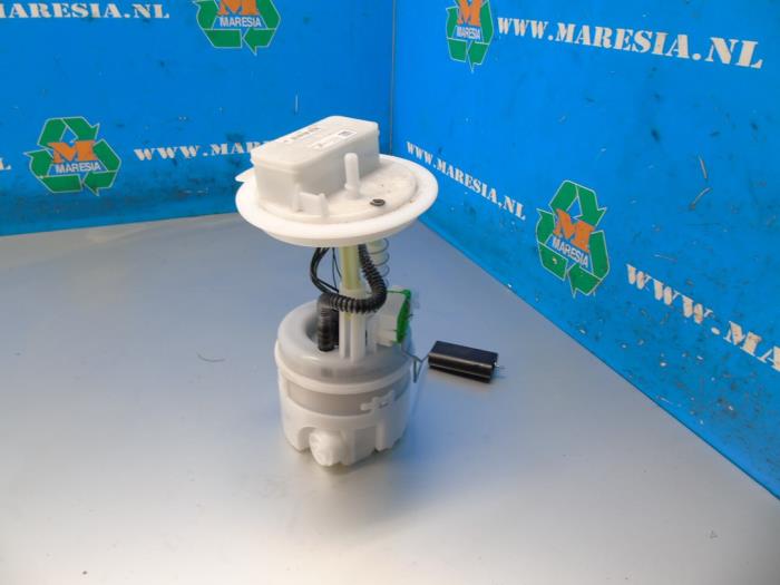 Gebrauchte Kraftstoffpumpe Elektrisch Dacia Sandero III 1.0 TCe 90 12V Preis € 131,25 Margenregelung angeboten von Maresia Auto Recycling B.V.