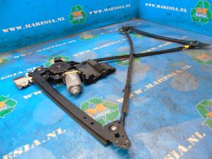 Used Rear door window mechanism 4-door, right Seat Alhambra (7V8/9) 2.0 Price € 68,25 Margin scheme offered by Maresia Auto Recycling B.V.