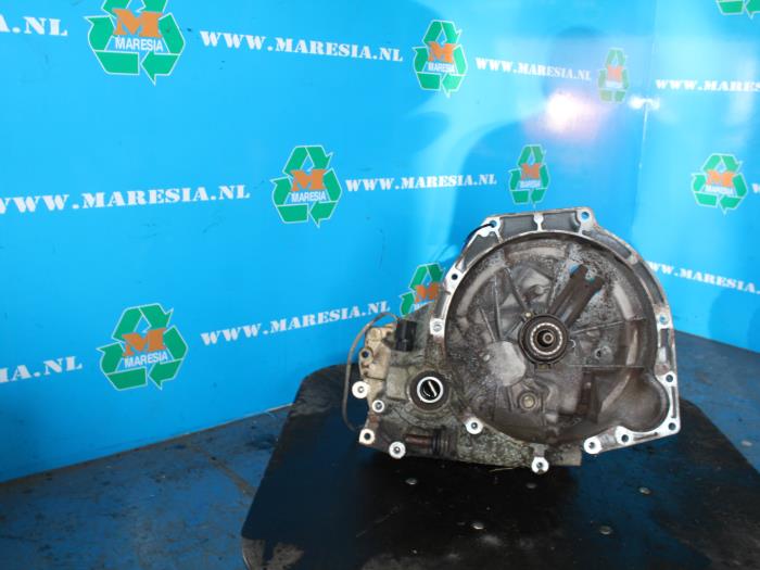Gebrauchte Getriebe Ford StreetKa 1.6i Preis € 210,00 Margenregelung angeboten von Maresia Auto Recycling B.V.