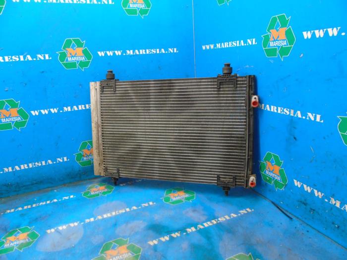 Radiador de aire acondicionado de un Peugeot Partner (GC/GF/GG/GJ/GK) 1.6 HDI 75 16V 2011