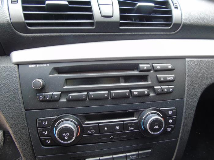 Radioodtwarzacz CD z BMW 1 serie (E87/87N) 118i 16V 2010
