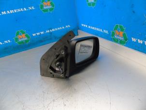 Used Wing mirror, right Kia Picanto (BA) 1.0 12V Price € 36,75 Margin scheme offered by Maresia Auto Recycling B.V.