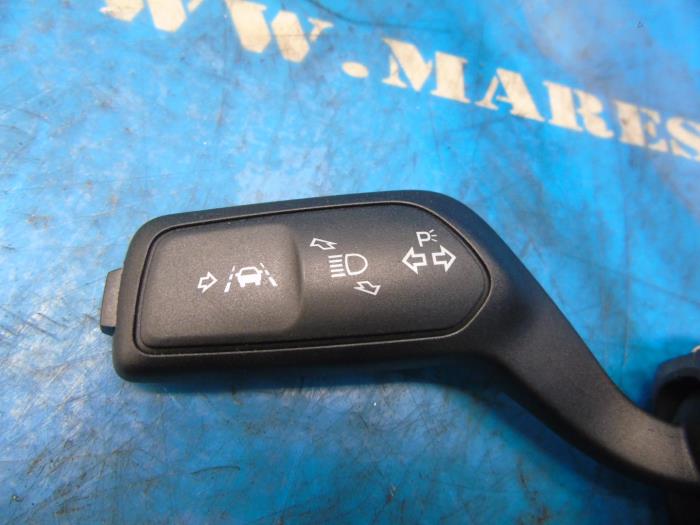 Indicator switch from a Ford Puma 1.0 Ti-VCT EcoBoost 12V 2020