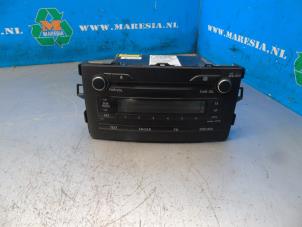 Usagé Radio/Lecteur CD Toyota Auris (E15) 1.6 Dual VVT-i 16V Prix € 115,50 Règlement à la marge proposé par Maresia Auto Recycling B.V.