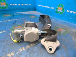 Used Front seatbelt, left Daihatsu Terios Price € 84,00 Margin scheme offered by Maresia Auto Recycling B.V.
