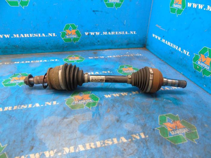 Gebrauchte Antriebswelle links vorne Opel Astra J Sports Tourer (PD8/PE8/PF8) 2.0 CDTI 16V 165 Preis € 78,75 Margenregelung angeboten von Maresia Auto Recycling B.V.