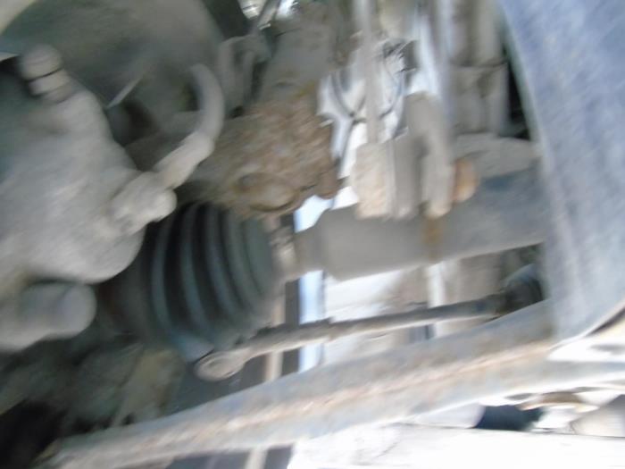 Begagnade Drivaxel, höger fram Volkswagen Polo IV (9N1/2/3) 1.2 12V Pris € 73,50 Marginaltabell erbjuds av Maresia Auto Recycling B.V.