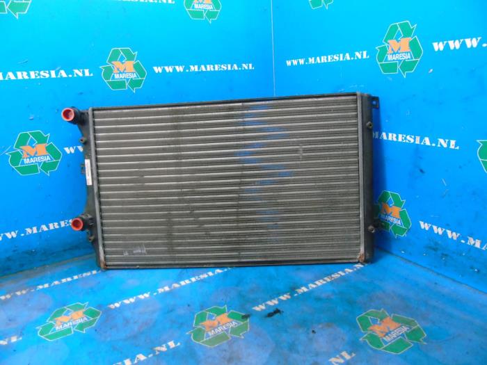 Gebrauchte Kühler Skoda Octavia Combi (1Z5) 1.4 TSI 16V Preis € 52,50 Margenregelung angeboten von Maresia Auto Recycling B.V.