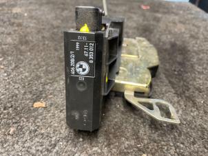 Used Door lock mechanism 2-door, right BMW Z3 Roadster (E36/7) 2.0 24V Price on request offered by Maresia Auto Recycling B.V.