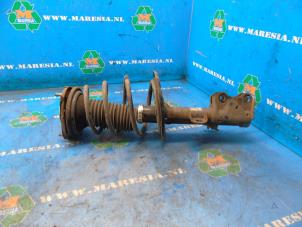 Used Front shock absorber rod, left Toyota Avensis Wagon (T27) 1.8 16V VVT-i Price € 78,75 Margin scheme offered by Maresia Auto Recycling B.V.