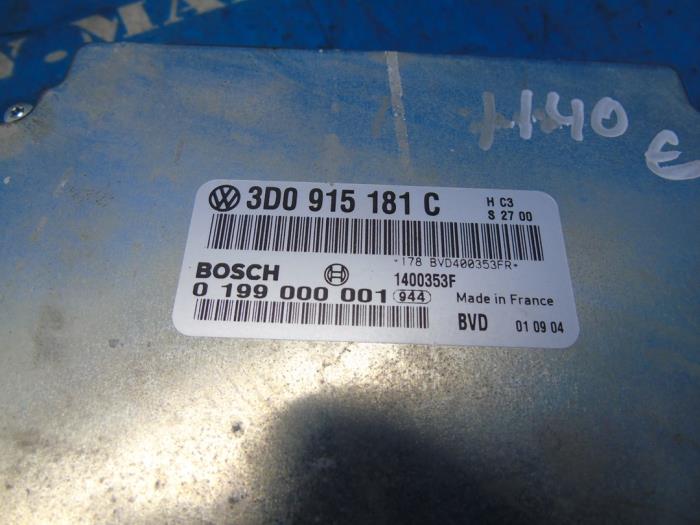 Battery control module Volkswagen Phaeton 3.2 V6 30V 4Motion 3D0915181C