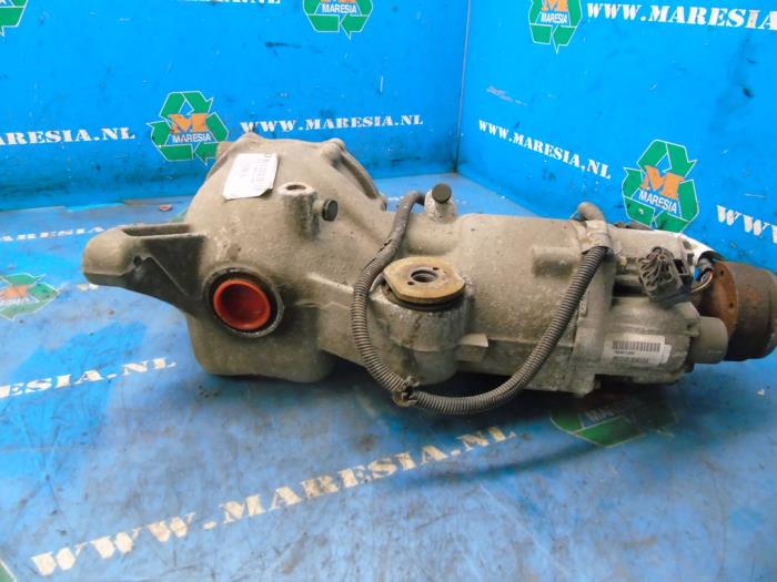 Rear differential from a Ford Kuga I 2.0 TDCi 16V 163 4x4 2011