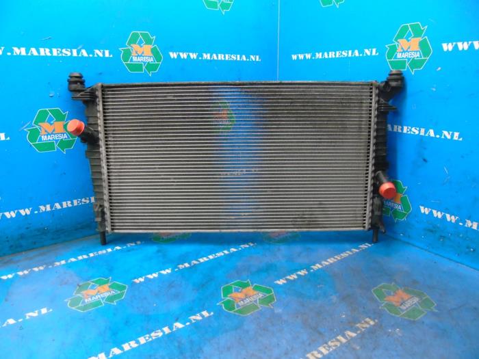 Used Radiator Ford Focus C-Max 2.0 16V Price € 47,25 Margin scheme offered by Maresia Auto Recycling B.V.