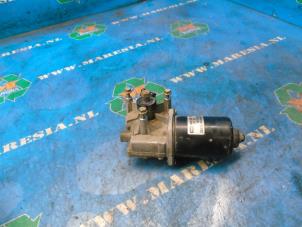 Used Front wiper motor Volvo S60 I (RS/HV) 2.4 20V 140 Price € 42,00 Margin scheme offered by Maresia Auto Recycling B.V.