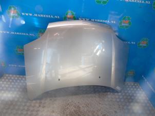 Używane Maska Nissan X-Trail (T30) 2.5 16V 4x4 Cena € 157,50 Procedura marży oferowane przez Maresia Auto Recycling B.V.