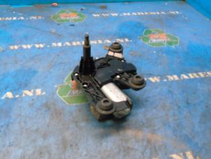 Used Rear wiper motor Citroen C4 Cactus (0B/0P) 1.2 PureTech 110 12V Price € 26,25 Margin scheme offered by Maresia Auto Recycling B.V.