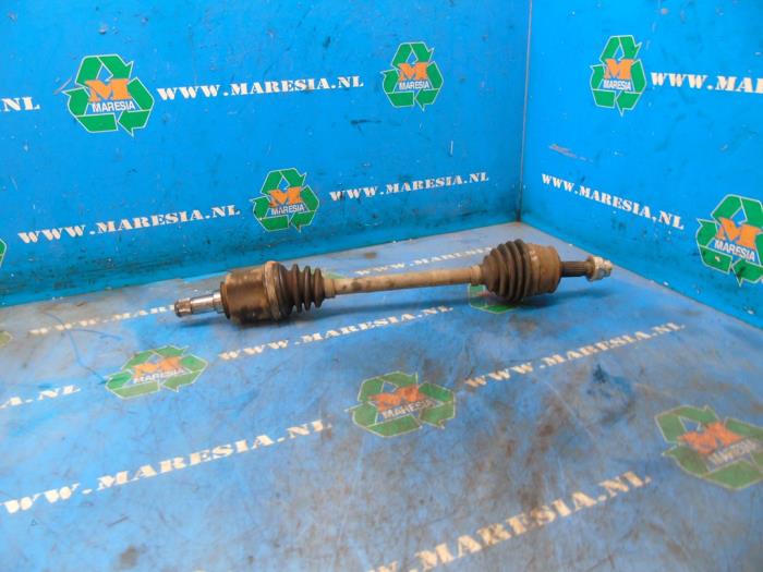 Gebrauchte Antriebswelle links vorne Opel Corsa D 1.4 16V Twinport Preis € 31,50 Margenregelung angeboten von Maresia Auto Recycling B.V.