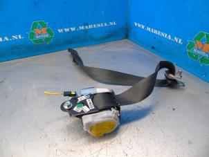 Used Front seatbelt, right Hyundai i20 1.2i 16V Price € 52,50 Margin scheme offered by Maresia Auto Recycling B.V.