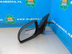 Used Wing mirror, left Hyundai i20 1.2i 16V Price € 47,25 Margin scheme offered by Maresia Auto Recycling B.V.