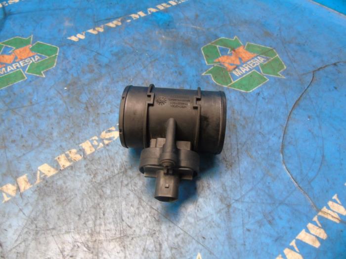 Gebrauchte Luftmassenmesser Opel Corsa E 1.4 16V Preis € 36,75 Margenregelung angeboten von Maresia Auto Recycling B.V.