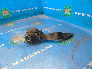 Used Rear seatbelt, right Dacia Duster (HS) 1.6 16V Price € 47,25 Margin scheme offered by Maresia Auto Recycling B.V.