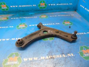 Used Front lower wishbone, right Peugeot 108 1.0 12V VVT-i Price € 36,75 Margin scheme offered by Maresia Auto Recycling B.V.