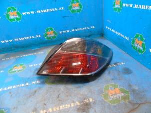 Used Taillight, right Opel Astra H GTC (L08) 1.6 16V Price € 36,75 Margin scheme offered by Maresia Auto Recycling B.V.