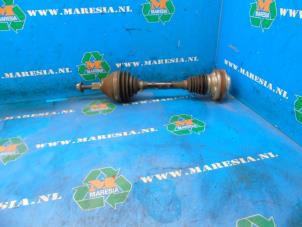 Used Front drive shaft, left Skoda Octavia Combi (5EAC) 2.0 TSI RS 16V Price € 157,50 Margin scheme offered by Maresia Auto Recycling B.V.